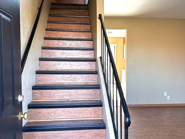 Foto del edificio - 309 Biggs Dr