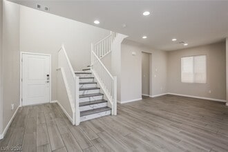 Building Photo - 2936 Sunday Silence Rd