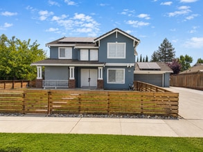 Building Photo - 1299 Rolling Hills Ct