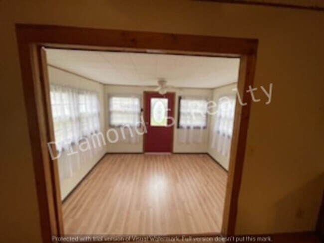 Foto del edificio - 3 Bedroom Home In Nice, Established Neighborhood