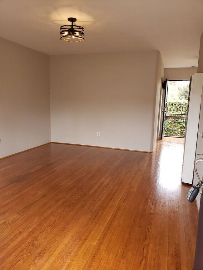 Foto del edificio - Vintage 1 Bedroom in Kensington with priva...