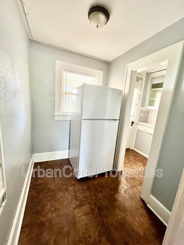 Building Photo - 610 5th Ave N