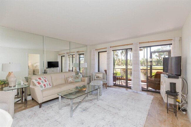 Foto del edificio - 5510 Del Sol Blvd