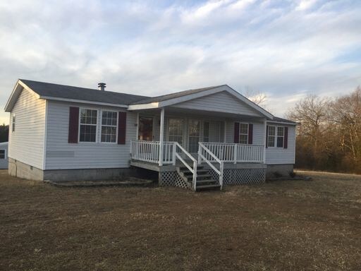 Primary Photo - 142 Shiney Rock Rd