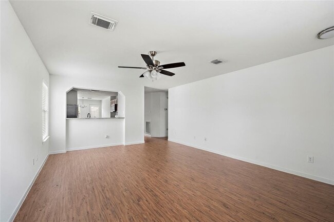 Building Photo - 7611 Drifting Willow Ct