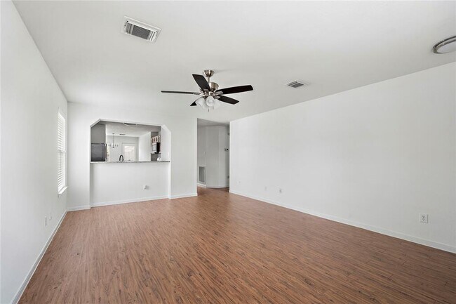Foto del edificio - 7611 Drifting Willow Ct