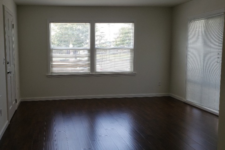 Building Photo - 3960 Van Buren Pl