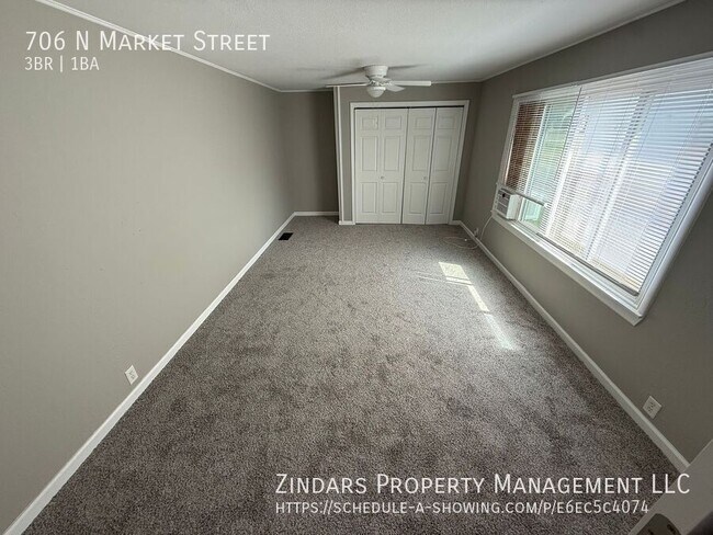 Foto del edificio - 706 N Market St