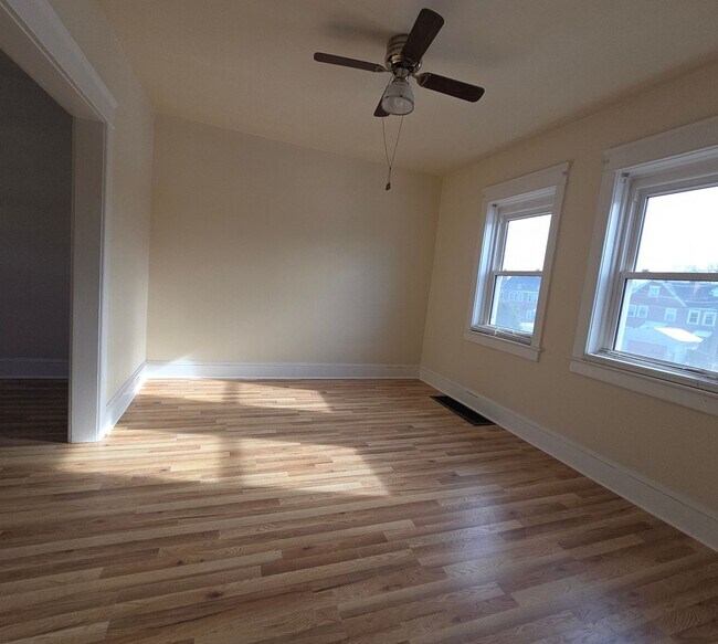 Foto del edificio - 3 bedroom house For Rent