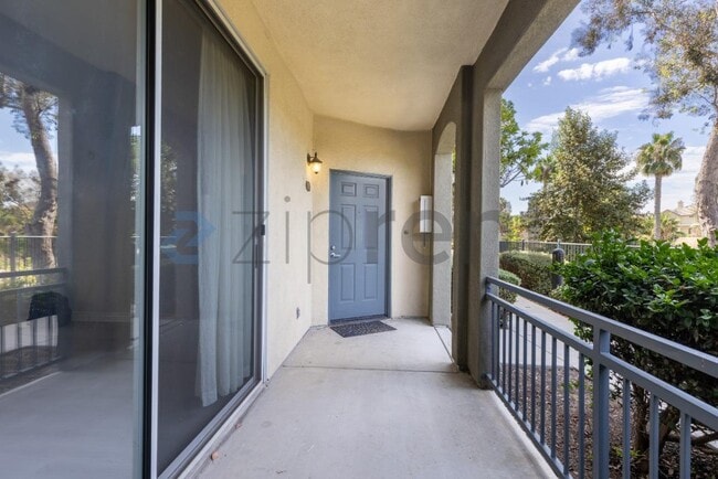 Building Photo - Unit 513