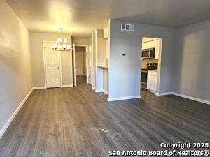 Foto principal - 2811 Woodbury Dr