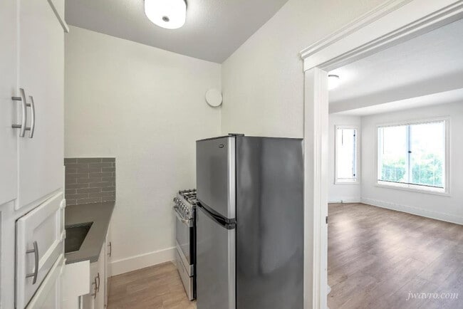 Foto del edificio - 596 Page St