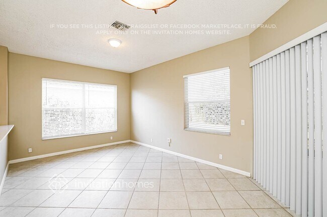 Foto del edificio - 7178 Catalina Isle Dr