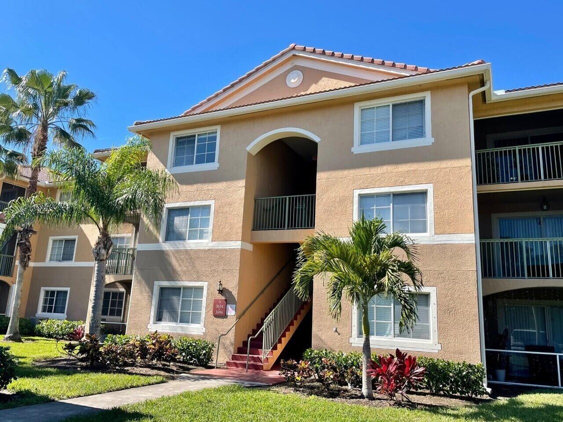 Foto principal - 3690 NW Mediterranean Ln