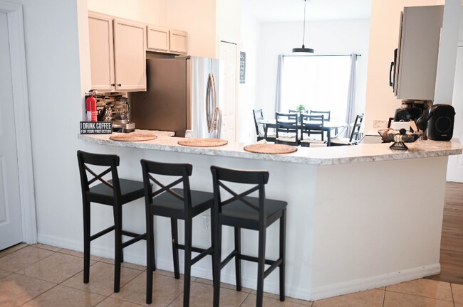 Foto del edificio - 605 Oakpoint Cir