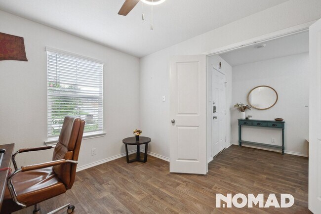 Building Photo - Spacious 4BR House in San Antonio