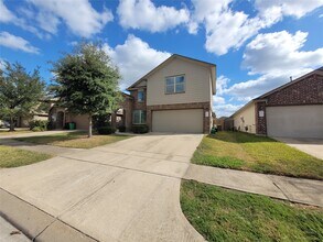 Building Photo - 13911 Cypress Meadows Dr