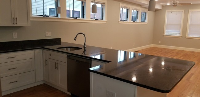 Foto del edificio - 2761 Washington St