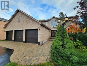 Building Photo - 19 Northview Crescent