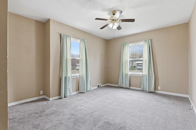 Building Photo - 2927 Brinker Ave