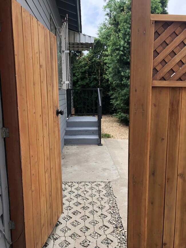 Private locked redwood entrance into your oasis with plenty of outdoor space - 4228 Lockwood Ave