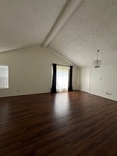 Building Photo - 2010 Windy Meadow Dr