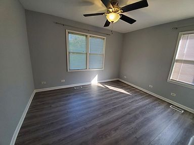 Foto del edificio - 2 bedroom 1 bath house