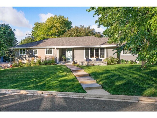 Building Photo - 5025 Normandale Ct