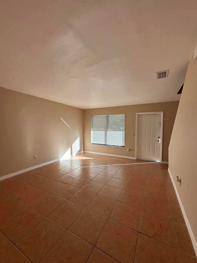 Foto del edificio - 954 Louisiana Ave