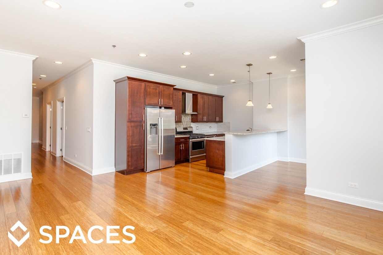 Foto principal - 1002 W Van Buren St