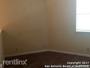 Foto del edificio - 8569 Echo Creek Ln