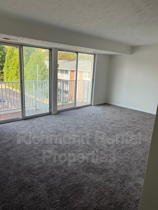 Foto del edificio - 7703 O’Donnell Court