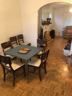 Foto del edificio - 3355 Dawson St