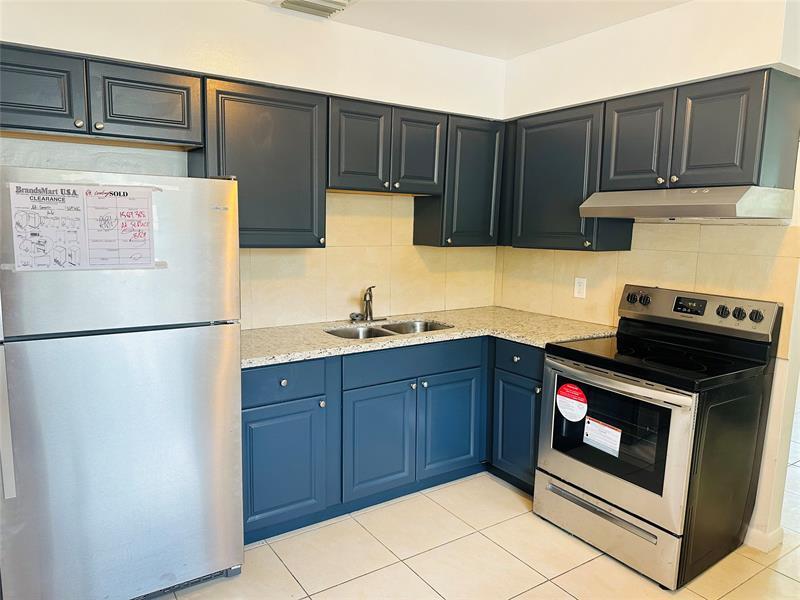 Foto principal - 2216 Wilson St