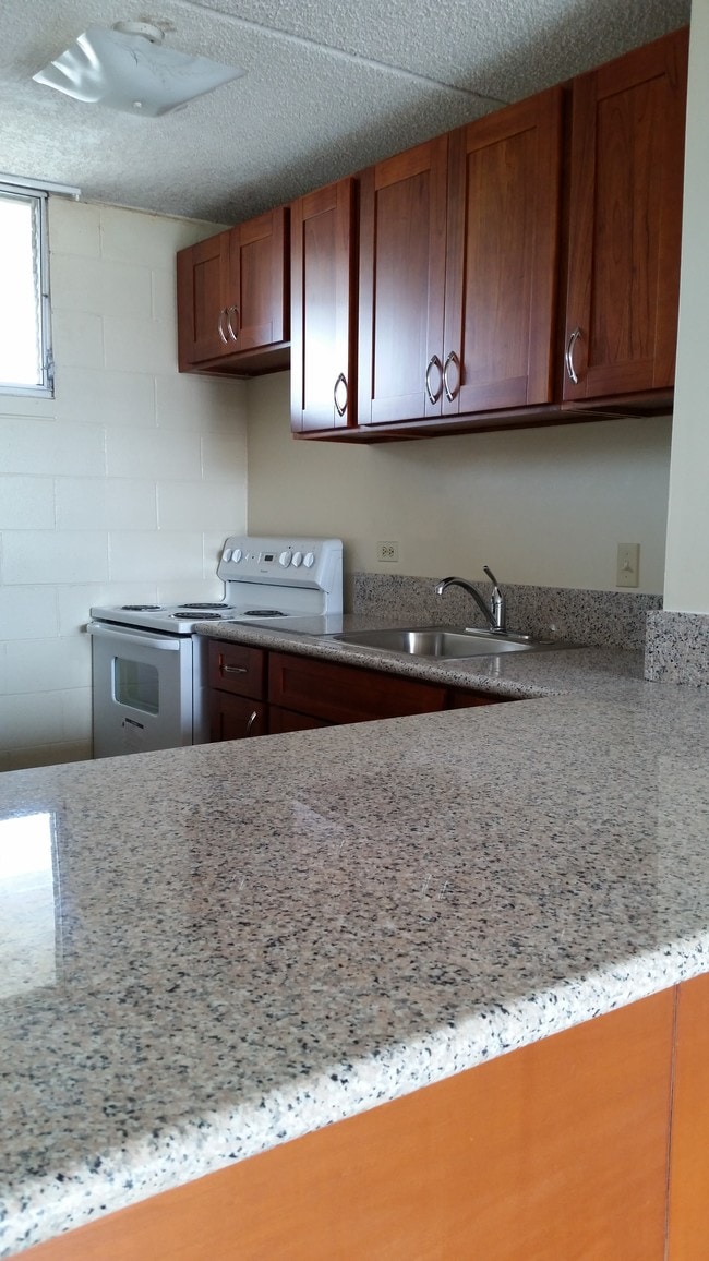 Waikele Towers Apartments Waipahu, HI