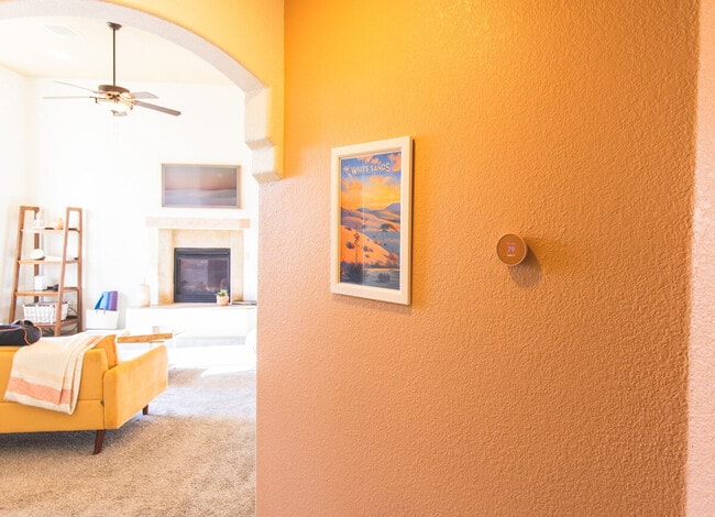 Foto del edificio - 1932 Sonoma Ranch Blvd