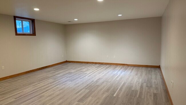 Building Photo - 422 Callaway Blvd