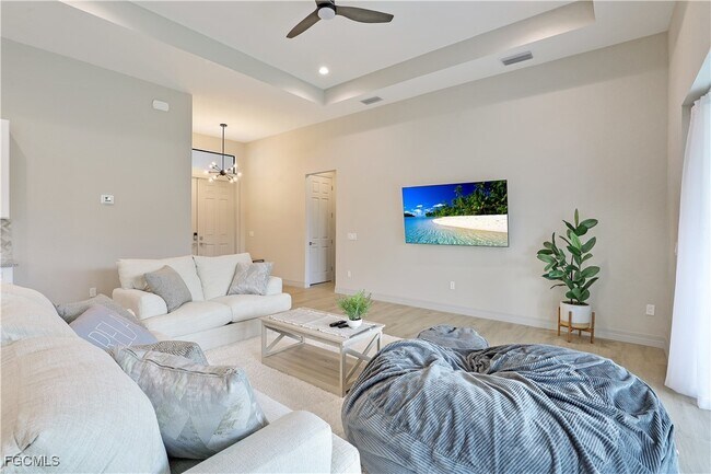 Foto del edificio - 217 NW 36th Ave