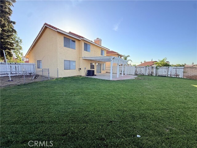 Foto del edificio - 6690 Acacia Ct