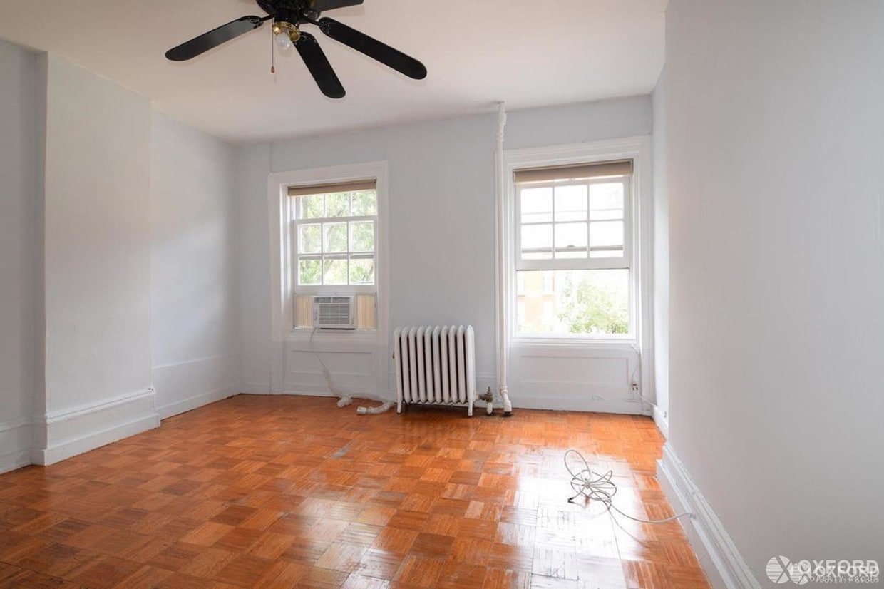 Primary Photo - 516 Hudson Street