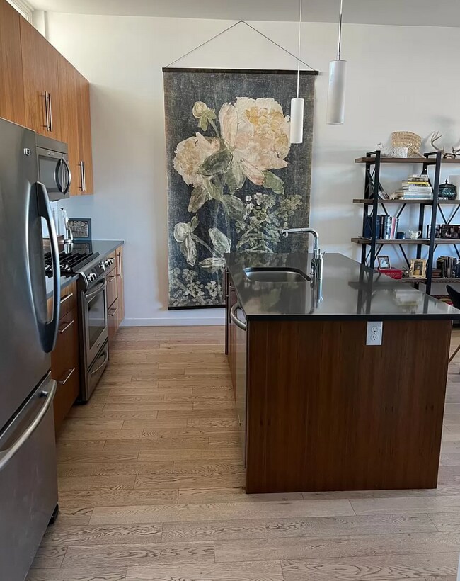 Foto del edificio - 2752 N Clay St
