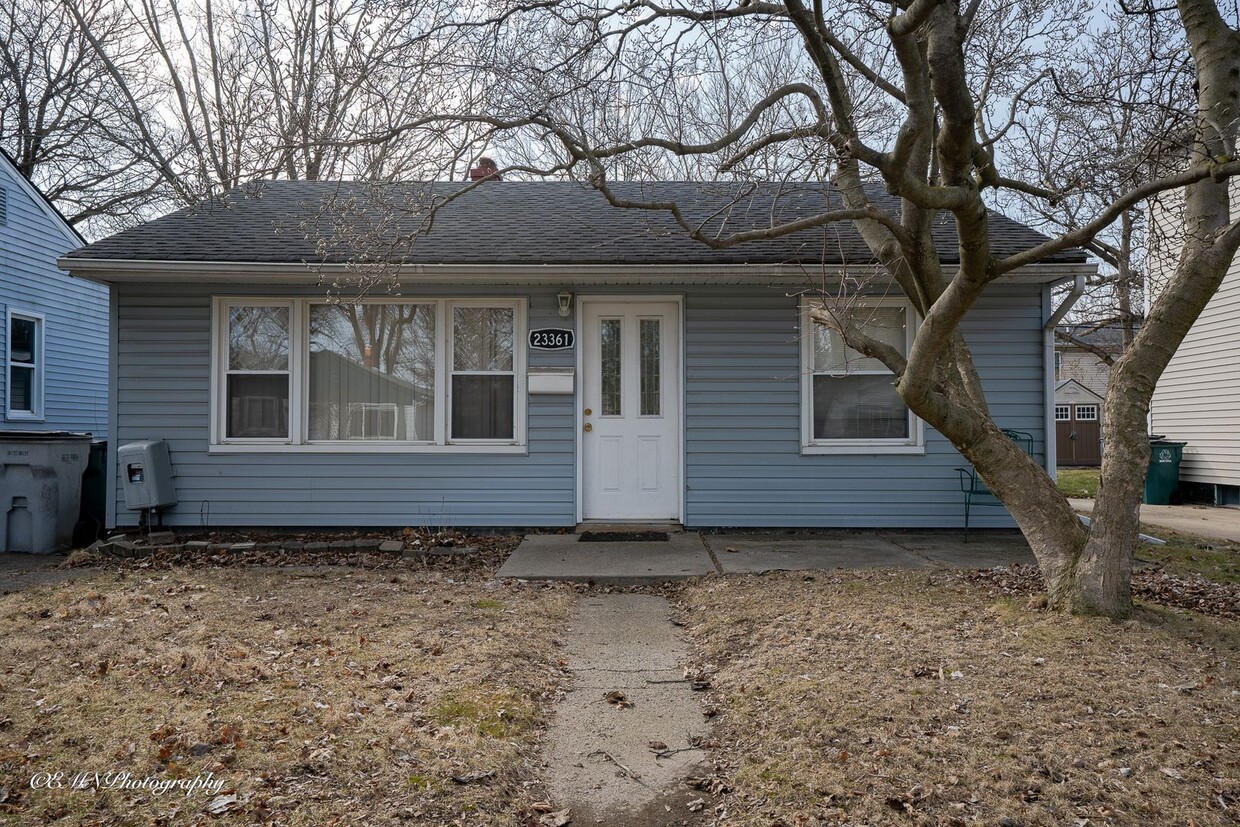 Primary Photo - Three bedroom Hazel Park Ranch