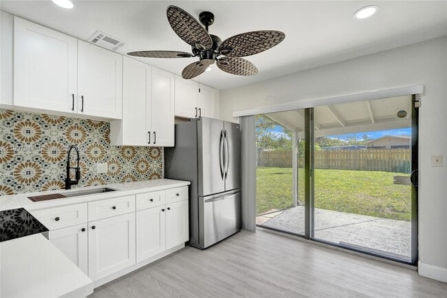 Foto del edificio - 136 Miami Gardens Rd