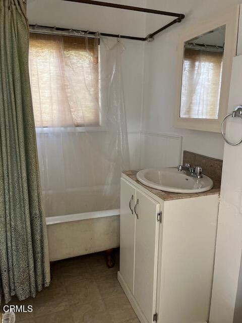 Foto del edificio - 10510 Mather Ave