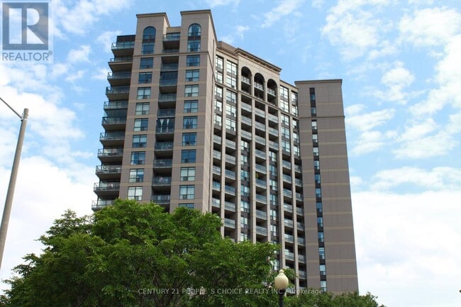 Building Photo - 220 Forum Dr