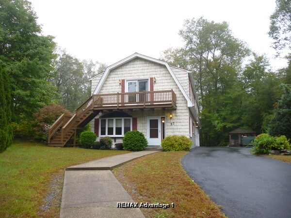 Primary Photo - 57 Carousel Dr