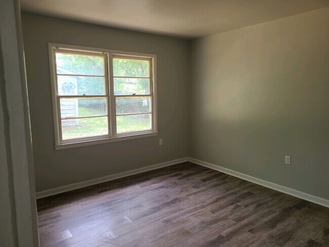 Building Photo - 3 Bedroom 2 Bathroom house for rent in Abi...