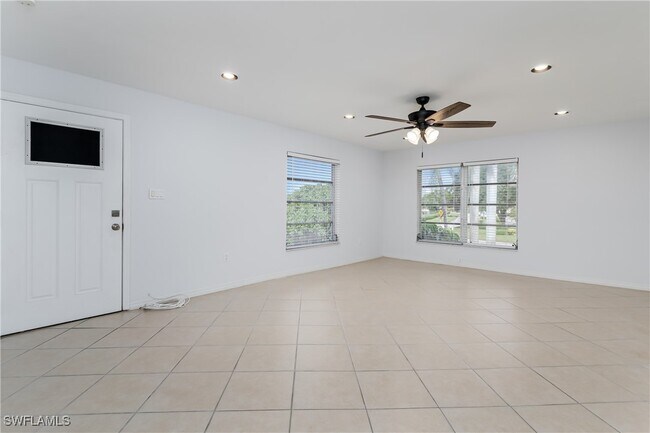 Foto del edificio - 1080 Cypress Way E