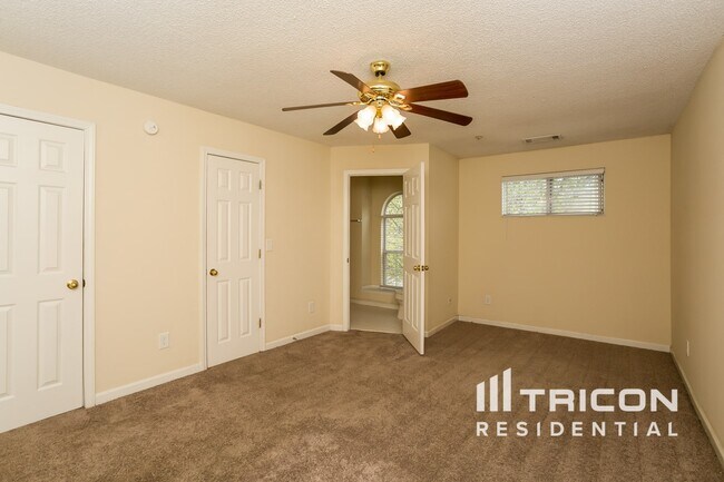 Foto del edificio - 3806 Soapstone Road Decatur GA