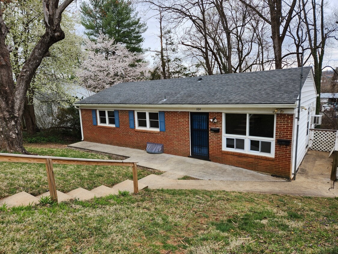 Foto principal - 1104 River Ct